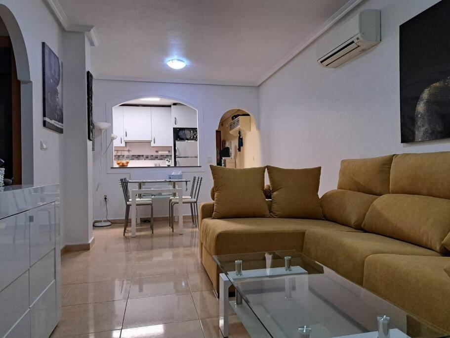 Apartament Julia De Lux Τορεβιέχα Εξωτερικό φωτογραφία